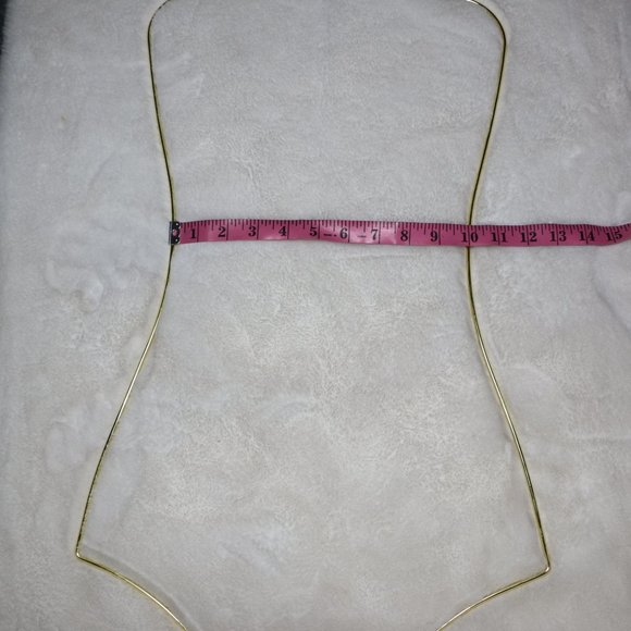 Body Shape Display Hanger - Picture 12 of 15